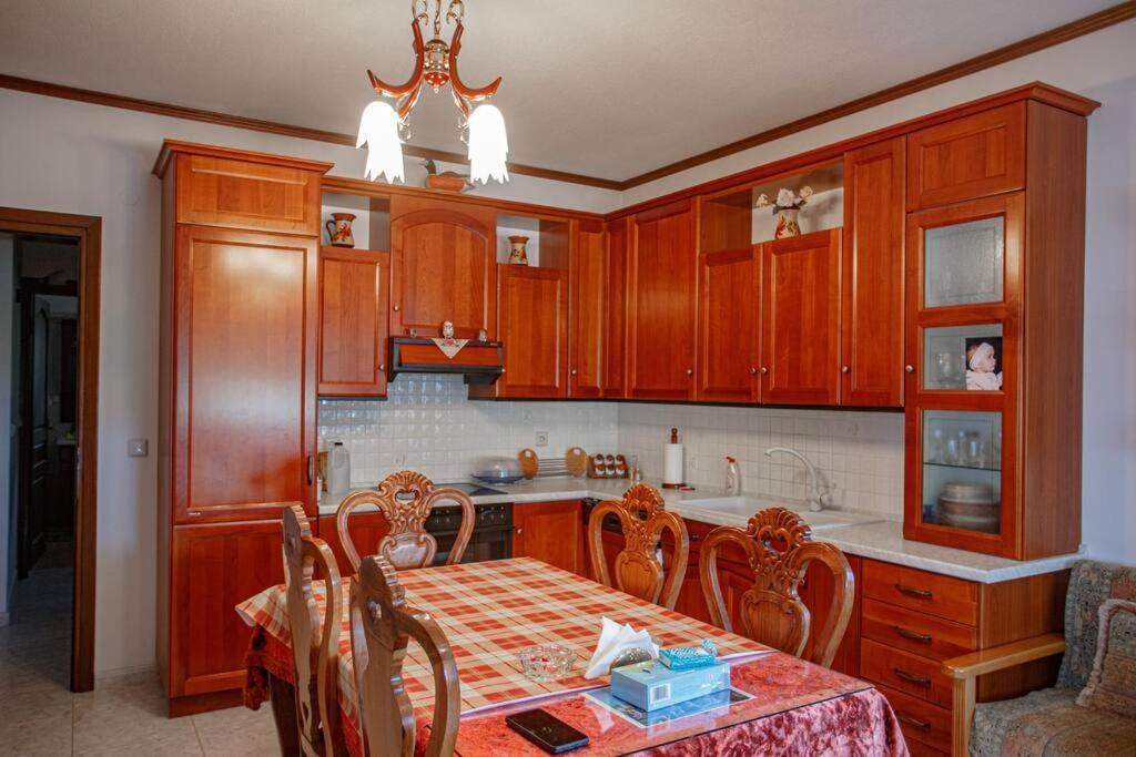 Βίλα Για Όλες Τις Εποχές Του Χρόνου โคซานี ภายนอก รูปภาพ